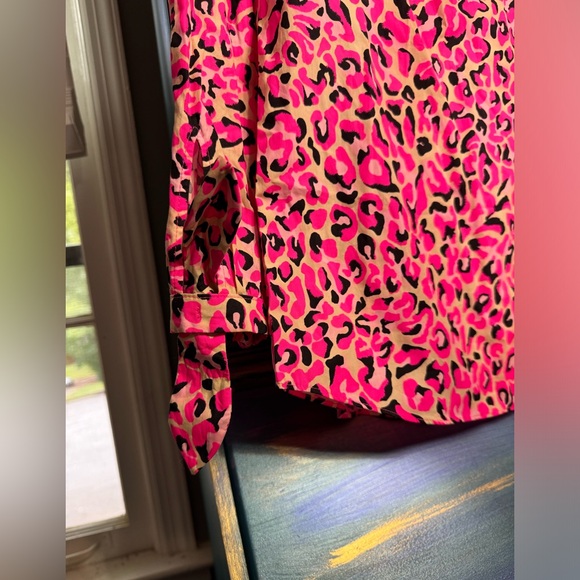Lilly Pulitzer Sherida Top - Pink Topaz - Animal Print - Size Small NWOT - Picture 4 of 7